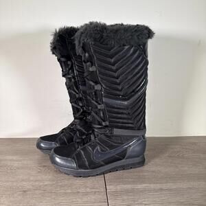 NOS! Nike 2010 Apres Sky High Tail Puffer Snow Boots size 9 / 414950-001